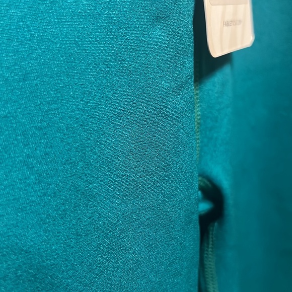 Fabletics high waisted sculptknit classic leggings - Medium - BNWT - Picture 2 of 6